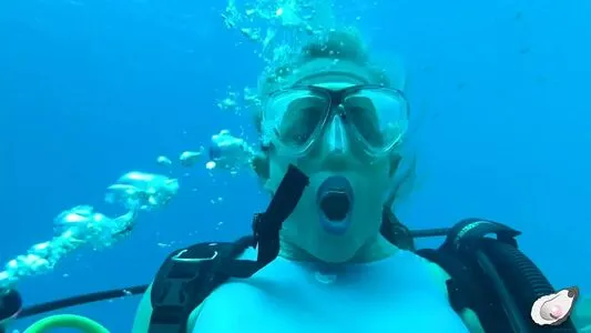 Scuba Step OnlyFans Leaked Free Thumbnail Picture - #3Maa44cZEe