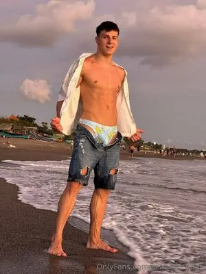 Sean4mendes OnlyFans Leaked Free Thumbnail Picture - #5h4wLMW016