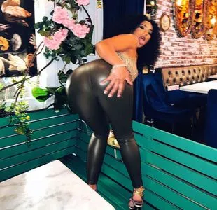 Secret Bombshell Kriz OnlyFans Leaked Free Thumbnail Picture - #C22CHBA1Ko