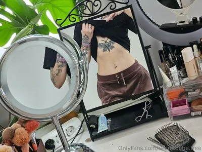 Secretbebefree OnlyFans Leaked Free Thumbnail Picture - #4pre6jRr2G