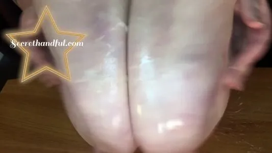 Secrethandful OnlyFans Leaked Free Thumbnail Picture - #1boT7bWhde