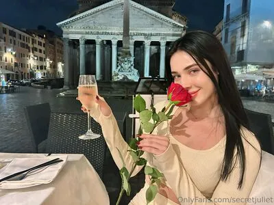 Secretjuliet OnlyFans Leaked Free Thumbnail Picture - #gBoTHoHShc