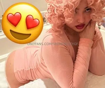 Secretkittygf OnlyFans Leaked Free Thumbnail Picture - #3xN78ihRlv