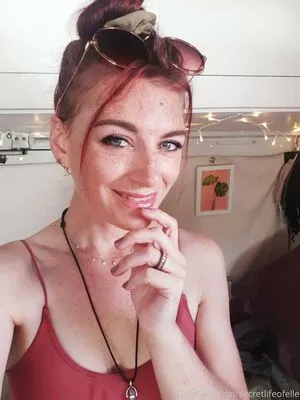 Secretlifeofelle OnlyFans Leaked Free Thumbnail Picture - #4c8VJgu1ev