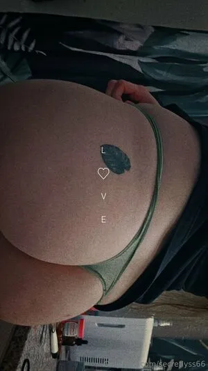 Secretlyss66 OnlyFans Leaked Free Thumbnail Picture - #bRy8u7sXE1
