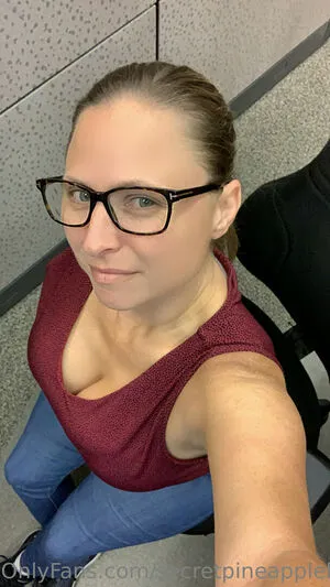 Secretpineapplebabe OnlyFans Leaked Free Thumbnail Picture - #n86tVkuC2w