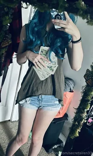 Secretsiren33 OnlyFans Leaked Free Thumbnail Picture - #1fiZSWZ2Fz