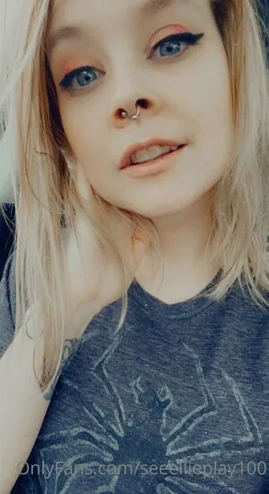 Seeellieplay100 OnlyFans Leaked Free Thumbnail Picture - #FrY1XkVGmL