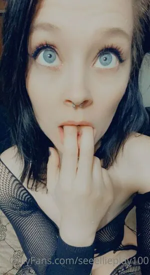 Seeellieplay100 OnlyFans Leaked Free Thumbnail Picture - #Ml4ZCzjafr