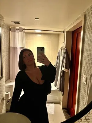 seerahb2 OnlyFans Leaked Free Thumbnail Picture - #3Oorxnis6d