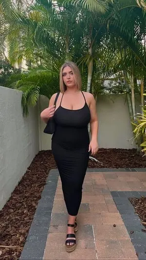 seerahb2 OnlyFans Leaked Free Thumbnail Picture - #YTlo7zzSly
