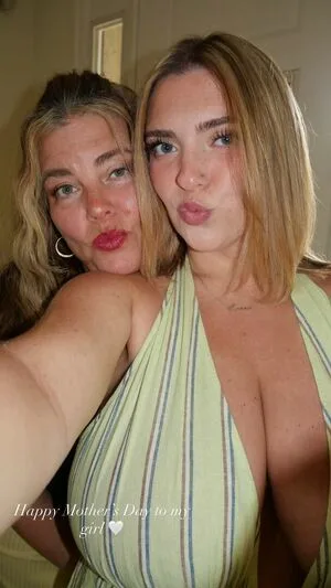seerahb2 OnlyFans Leaked Free Thumbnail Picture - #viDQZwvAMq