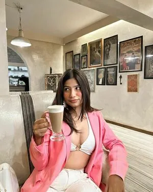 Sejal Dumbwani OnlyFans Leaked Free Thumbnail Picture - #js7Jl7CaEi