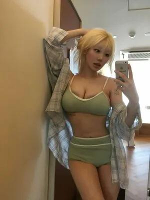 Sejinming OnlyFans Leaked Free Thumbnail Picture - #Q39FQ027Ju