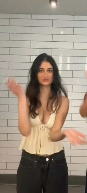 Selena A H Selena OnlyFans Leaked Free Thumbnail Picture - #4K9Z3iqHgB