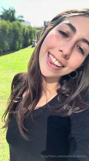 Selena Bloom OnlyFans Leaked Free Thumbnail Picture - #ceYHD1q3jJ