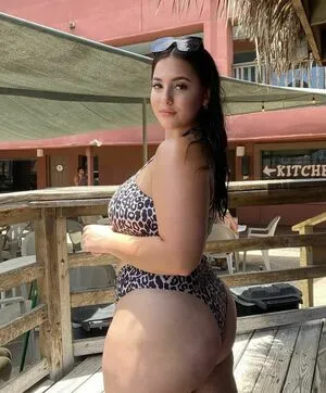 Selena Flores OnlyFans Leaked Free Thumbnail Picture - #1JCAfBbdiV