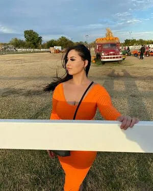 Selena Flores OnlyFans Leaked Free Thumbnail Picture - #5EMieziyI9