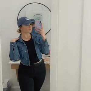 Selena Flores OnlyFans Leaked Free Thumbnail Picture - #TEITAozWVg