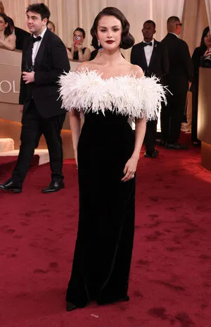 Selena Gomez OnlyFans Leaked Free Thumbnail Picture - #0m73ekkoZL