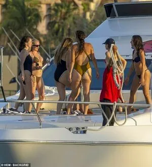 Selena Gomez OnlyFans Leaked Free Thumbnail Picture - #2yOKlTqMoE