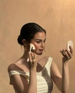 Selena Gomez OnlyFans Leaked Free Thumbnail Picture - #7XBeqJVb16