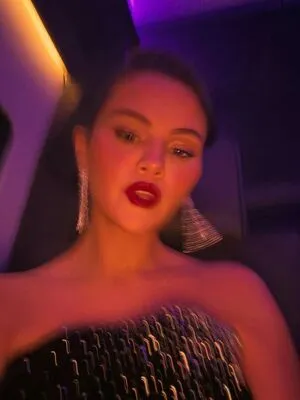 Selena Gomez OnlyFans Leaked Free Thumbnail Picture - #8aBQbuR2tj