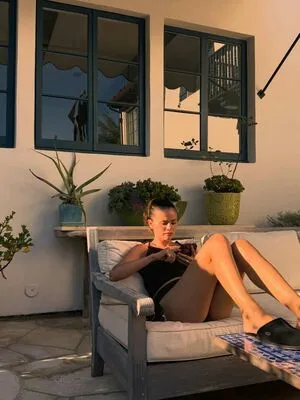 Selena Gomez OnlyFans Leaked Free Thumbnail Picture - #9P6fVtuXnA