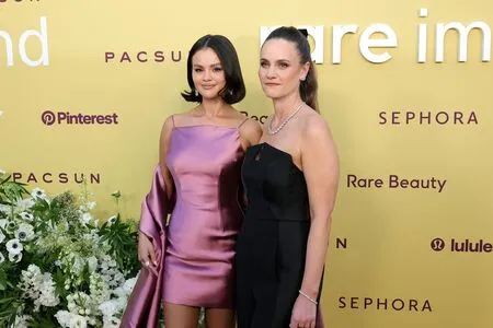 Selena Gomez OnlyFans Leaked Free Thumbnail Picture - #EAIVuYEaEq