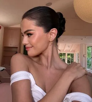 Selena Gomez OnlyFans Leaked Free Thumbnail Picture - #G358Zd7Wqk