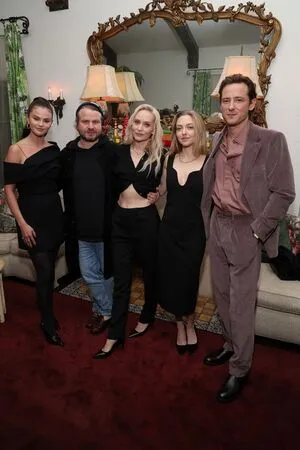 Selena Gomez OnlyFans Leaked Free Thumbnail Picture - #IkA4s2Zzi3