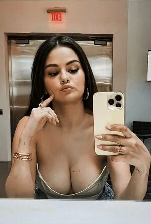 Selena Gomez OnlyFans Leaked Free Thumbnail Picture - #O1jHm0u9cu