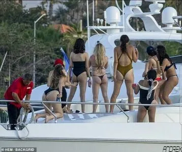 Selena Gomez OnlyFans Leaked Free Thumbnail Picture - #VRQoWs6Ok8