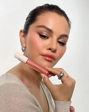 Selena Gomez OnlyFans Leaked Free Thumbnail Picture - #bQaajMVoaB