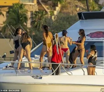 Selena Gomez OnlyFans Leaked Free Thumbnail Picture - #cvt2pVq12N