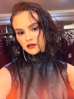 Selena Gomez OnlyFans Leaked Free Thumbnail Picture - #e2LqaTIbI3