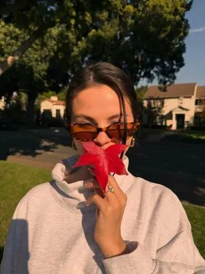 Selena Gomez OnlyFans Leaked Free Thumbnail Picture - #f0SAam0Y4h