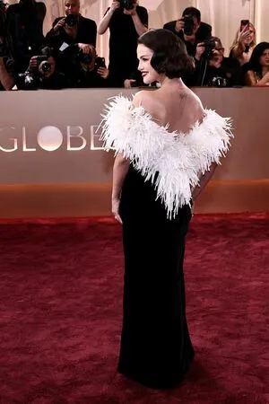 Selena Gomez OnlyFans Leaked Free Thumbnail Picture - #fjKuTOfMLE