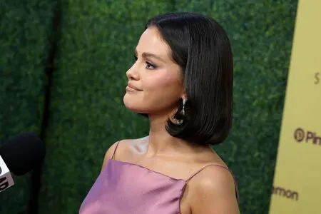 Selena Gomez OnlyFans Leaked Free Thumbnail Picture - #gYU6v5GdfU