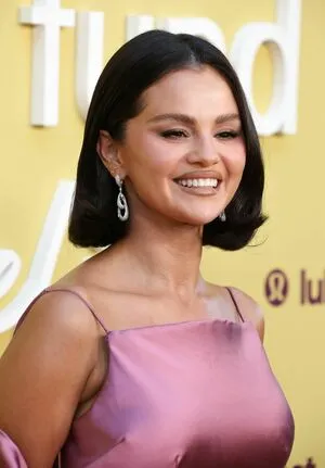 Selena Gomez OnlyFans Leaked Free Thumbnail Picture - #kRYBj7bg6k