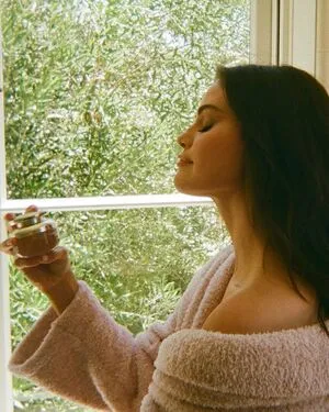 Selena Gomez OnlyFans Leaked Free Thumbnail Picture - #r9O92LgUC0