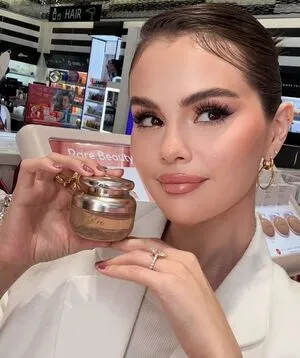 Selena Gomez OnlyFans Leaked Free Thumbnail Picture - #s13AbR4Le6