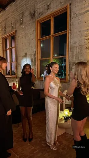 Selena Gomez OnlyFans Leaked Free Thumbnail Picture - #s1N6dGenYP