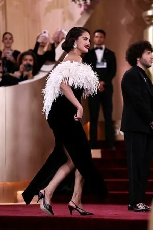 Selena Gomez OnlyFans Leaked Free Thumbnail Picture - #w1Vcp81RIs