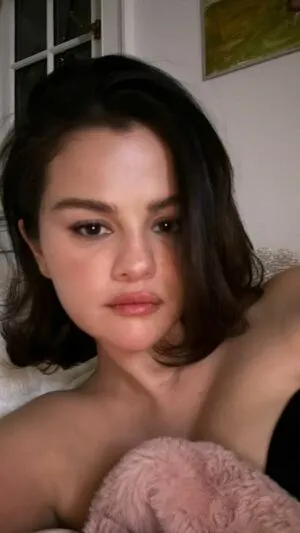 Selena Gomez OnlyFans Leaked Free Thumbnail Picture - #0Dl9hThkIo