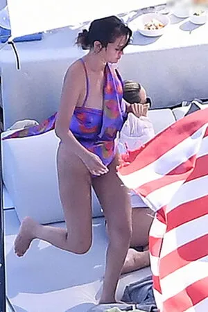 Selena Gomez OnlyFans Leaked Free Thumbnail Picture - #0PcKczetlN