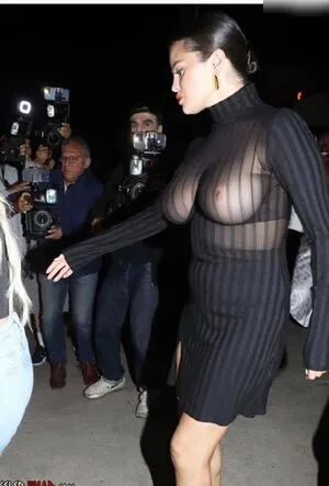 Selena Gomez OnlyFans Leaked Free Thumbnail Picture - #0mZ9uV5IOo