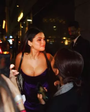 Selena Gomez OnlyFans Leaked Free Thumbnail Picture - #0oT0M6qlE1