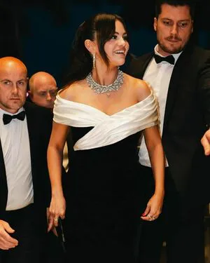 Selena Gomez OnlyFans Leaked Free Thumbnail Picture - #0z4M9L8NTQ