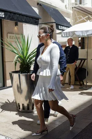 Selena Gomez OnlyFans Leaked Free Thumbnail Picture - #144IZct1Ks